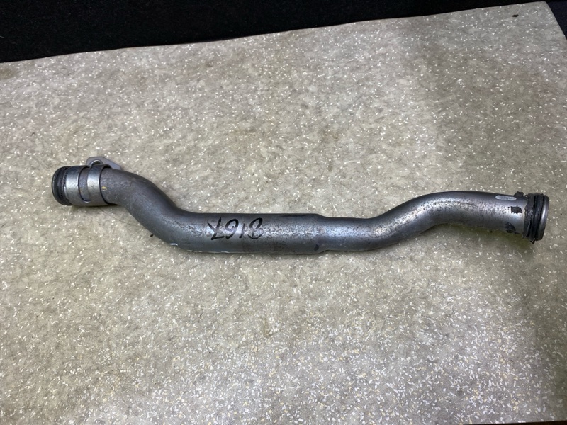 Патрубок системы охлаждения CX-5 (KF) 16-21 2018 2.5L Патрубок системы охлаждения CX-5 (KF) 16-21 2018 2.5L