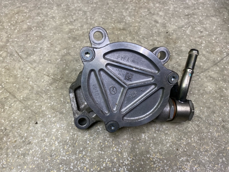 Вакуумный насос MAZDA CX-5 (KF) 16-21 2018 2.5L PYFA-18-G00 Б/У