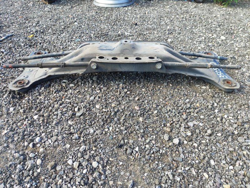 Балка задней подвески CAMRY 30 02-06