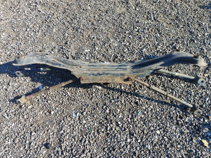 Балка задней подвески CAMRY 40 06-11 Балка задней подвески CAMRY 40 06-11