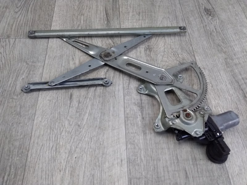 Стеклоподъемник передний правый RAV4 05-12 2006 2.4 2AZFE