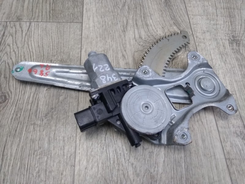 Стеклоподъемник задний левый LEGACY BN 14-18 2014 2.5 FB25B