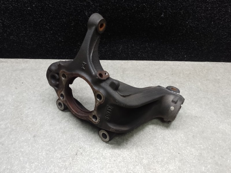 Кулак поворотный передний правый X-TRAIL/ROGUE T32 13-20