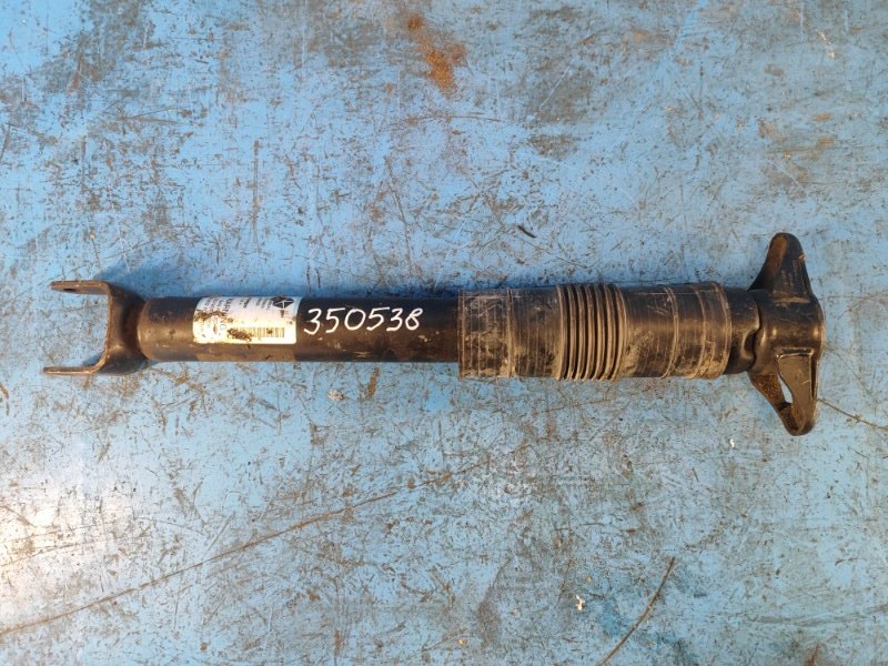 Запчасть амортизатор задний JEEP GRAND CHEROKEE 11-22 68204968AC Б/У Амортизатор задний JEEP GRAND CHEROKEE 11-22 68204968AC Б/У