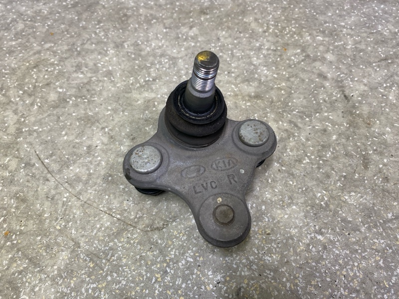 Шаровая опора передняя правая HYUNDAI ELANTRA AD 16- 2016 2.0 G4NH 54530-F2100 Б/У