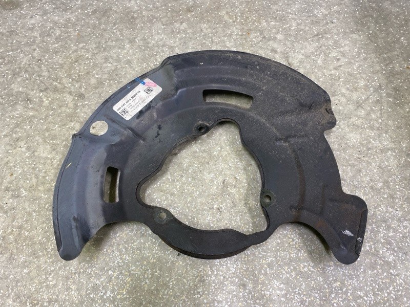 Защита тормозного диска передняя правая ELANTRA AD 16- 2016 2.0 G4NH