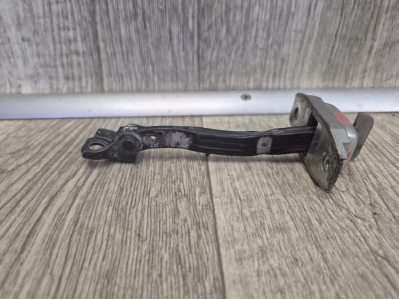 Ограничитель двери передний левый RAV4 05-12 2006 2.4 2AZFE Ограничитель двери передний левый RAV4 05-12 2006 2.4 2AZFE