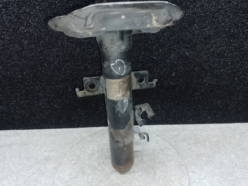 Амортизатор передний правый QASHQAI/ROGUE SPORT 14- Амортизатор передний правый QASHQAI/ROGUE SPORT 14-