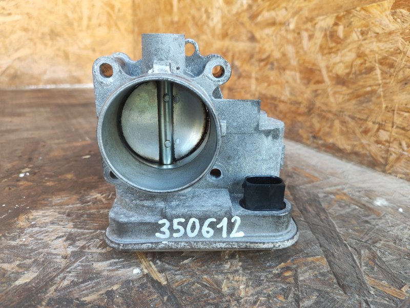 Запчасть дроссельная заслонка JEEP PATRIOT 10-17 2.0 ECN 4891735AC Б/У Дроссельная заслонка JEEP PATRIOT 10-17 2.0 ECN 4891735AC Б/У