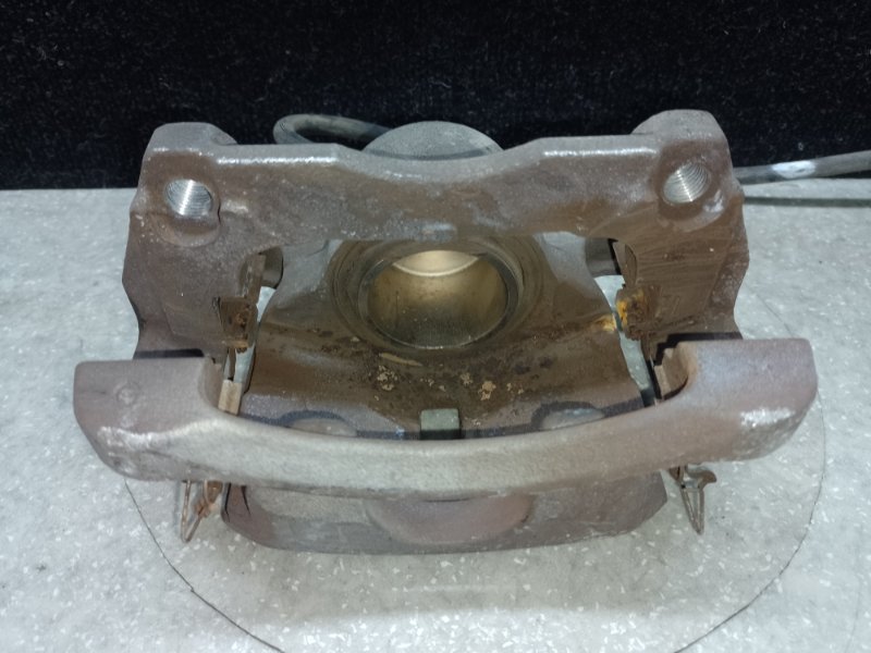 Суппорт тормозной передний левый NISSAN X-TRAIL/ROGUE T32 13-20