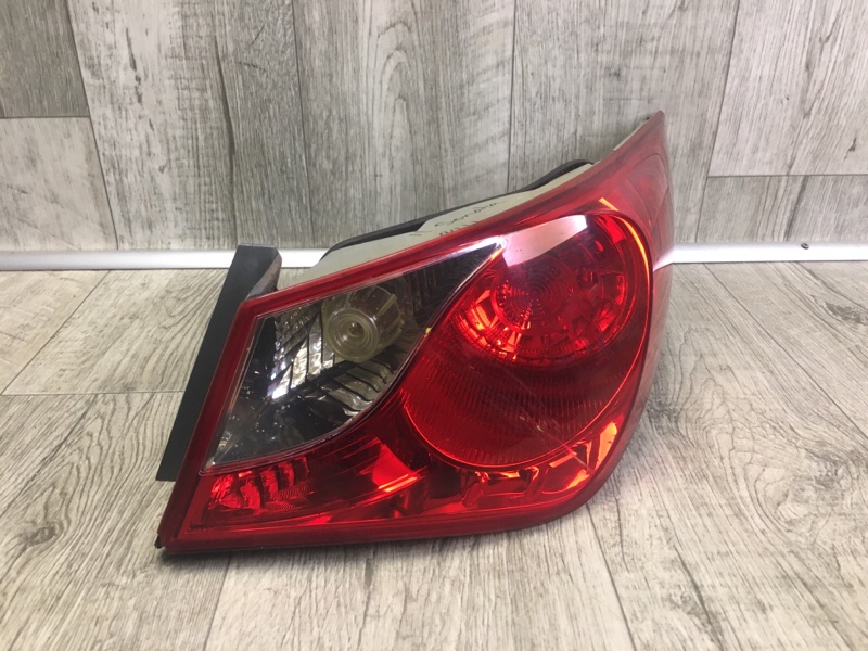 Фонарь наружный правый SONATA YF 10-14