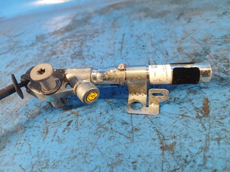 Ремень безопасности передний левый MUSTANG 15-