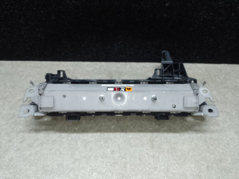 Подушка безопасности в колени передняя левая TOYOTA CAMRY 70 17- 2.5 A25AFKS