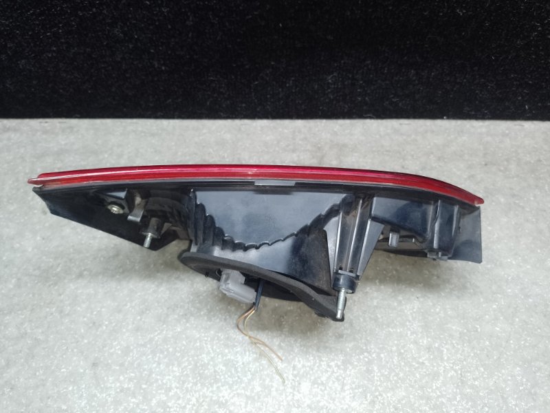 Фонарь внутренний правый CAMRY 70 17- 2019 2.5 A25AFKS