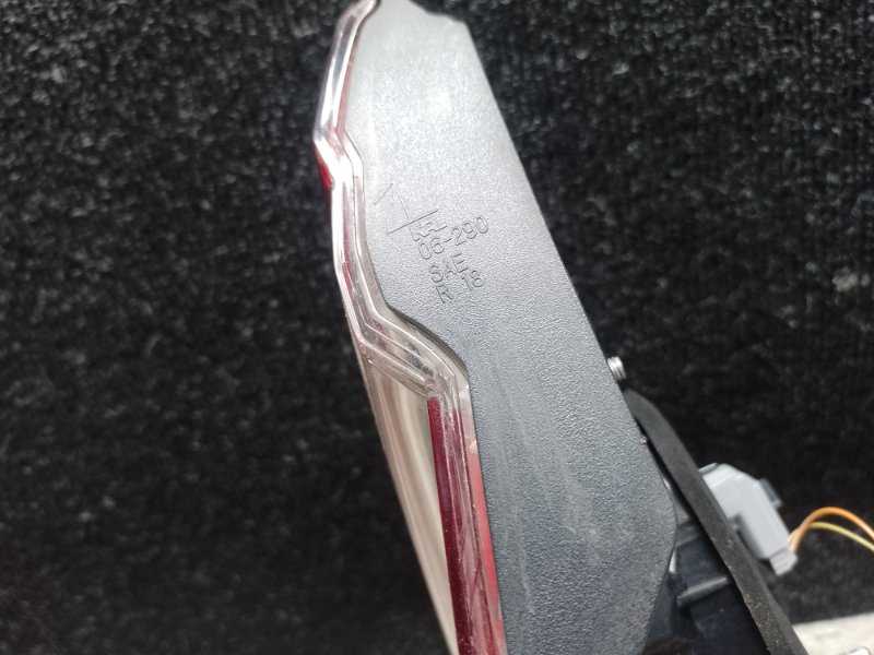 Фонарь внутренний правый CAMRY 70 17- 2019 2.5 A25AFKS