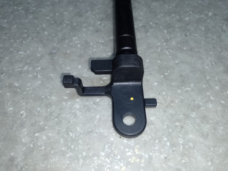 Амортизатор крышки багажника правый CAMRY 70 17- 2019 2.5 A25AFKS