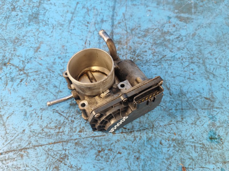 Запчасть дроссельная заслонка KIA SOUL PS 13-19 1.6 G4FD 35100-2B300 Б/У Дроссельная заслонка KIA SOUL PS 13-19 1.6 G4FD 35100-2B300 Б/У