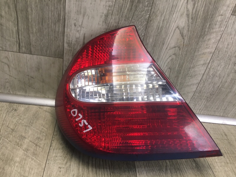 Запчасть фонарь наружный левый TOYOTA CAMRY 30 02-06 2002 3.0 1MZFE 81560-AA050 Б/У Фонарь наружный левый TOYOTA CAMRY 30 02-06 2002 3.0 1MZFE 81560-AA050 Б/У