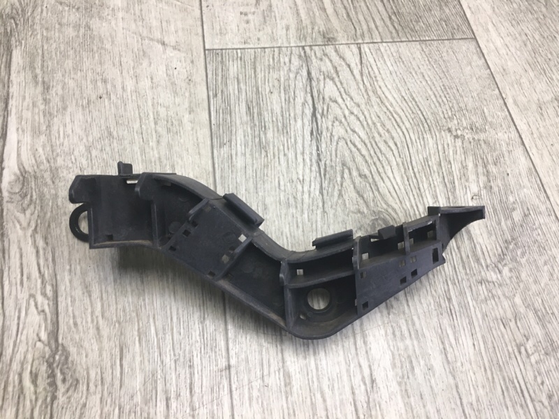 Кронштейн заднего бампера правый HONDA ACCORD CU8 / TSX 08-14 2010 2.4 K24Z3 71505-TL0-G01 Б/У