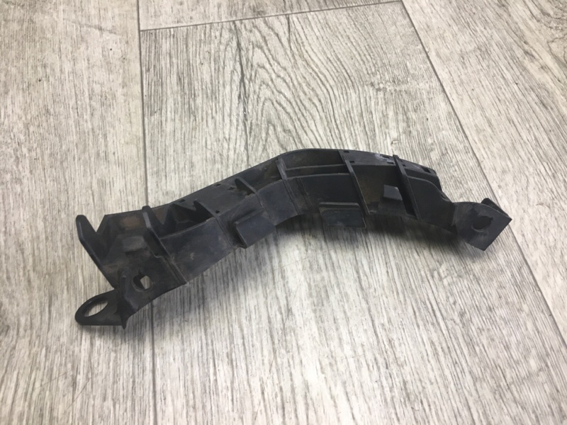 Кронштейн заднего бампера левый ACCORD CU8 / TSX 08-14 2010 2.4 K24Z3