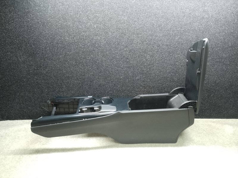 Подлокотник TOYOTA CAMRY 70 17- 2.5 A25AFKS