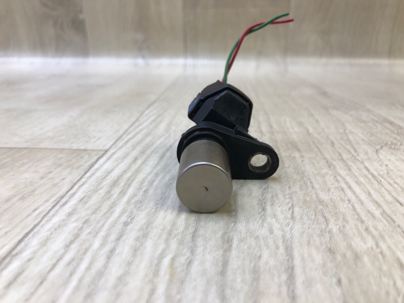 Датчик положения коленвала CAMRY 30 02-06 2002 3.0 1MZFE
