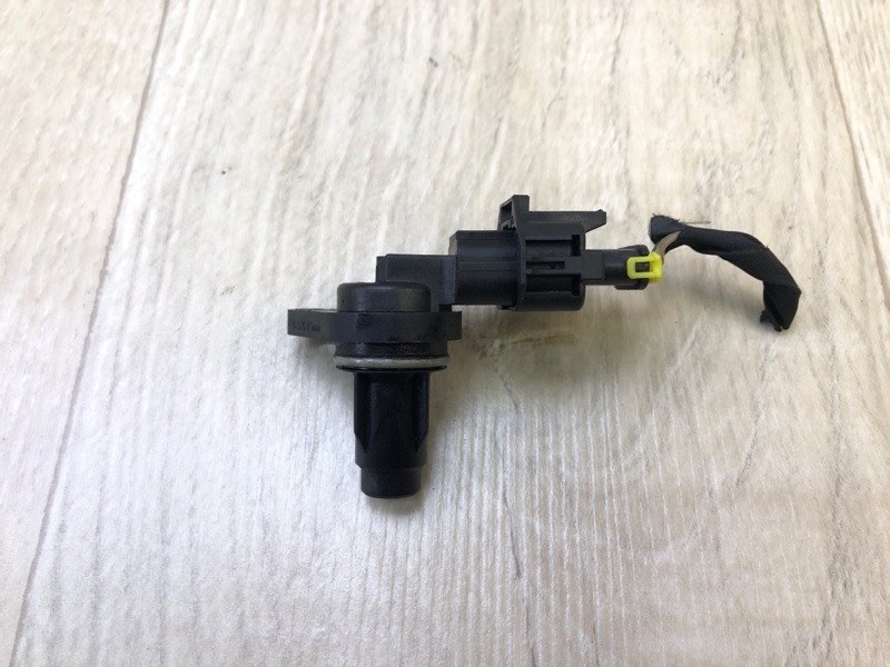 Датчик положения распредвала KIA RIO UB 2011-2017 2012 1.6 G4FD 39350-2B030 Б/У