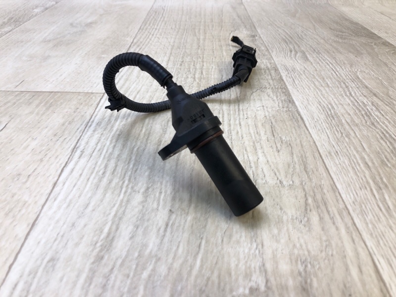 Запчасть датчик положения коленвала KIA RIO UB 2011-2017 2012 1.6 G4FD 39180-2B000 Б/У Датчик положения коленвала KIA RIO UB 2011-2017 2012 1.6 G4FD 39180-2B000 Б/У