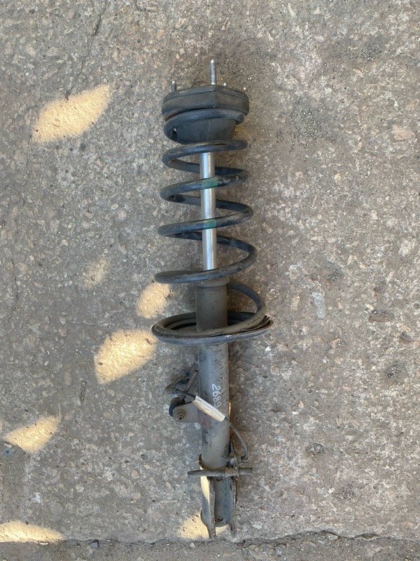 Амортизатор задний правый LEXUS RX300 98-03 2000 3.0 1MZFE 48530-49155 Б/У