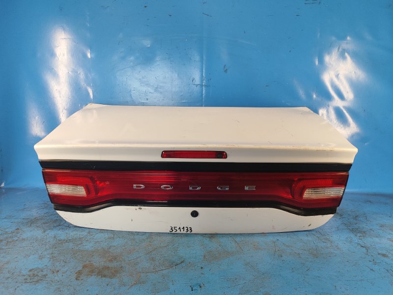 Запчасть крышка багажника DODGE CHARGER 11-15 68089362AA Б/У Крышка багажника DODGE CHARGER 11-15 68089362AA Б/У