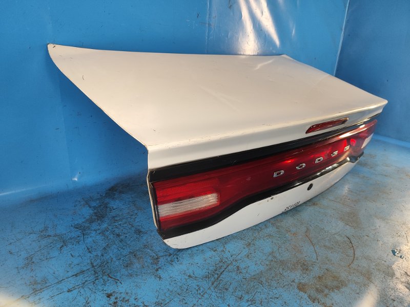 Крышка багажника DODGE CHARGER 11-15 Крышка багажника DODGE CHARGER 11-15