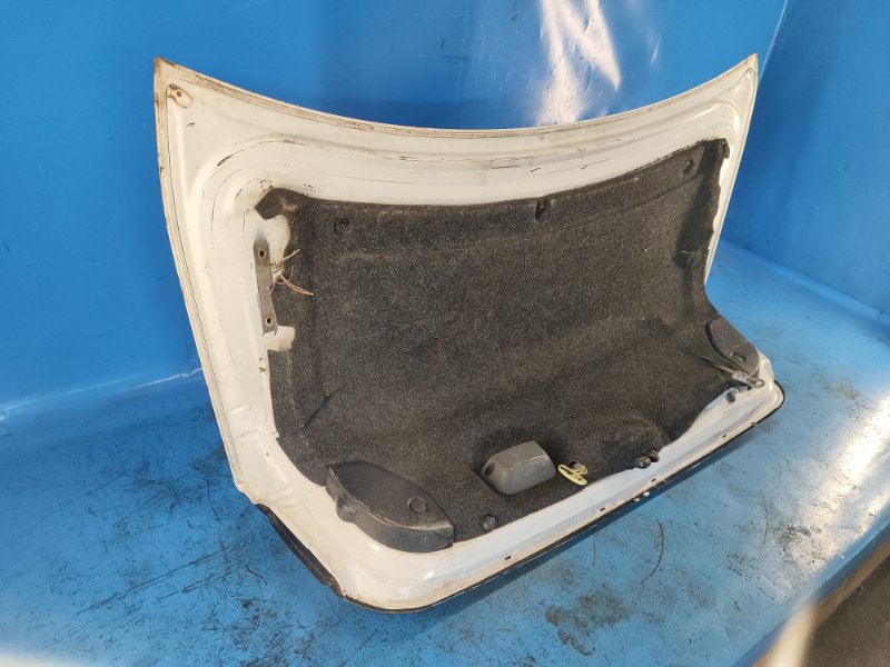 Крышка багажника CHARGER 11-15 Крышка багажника CHARGER 11-15