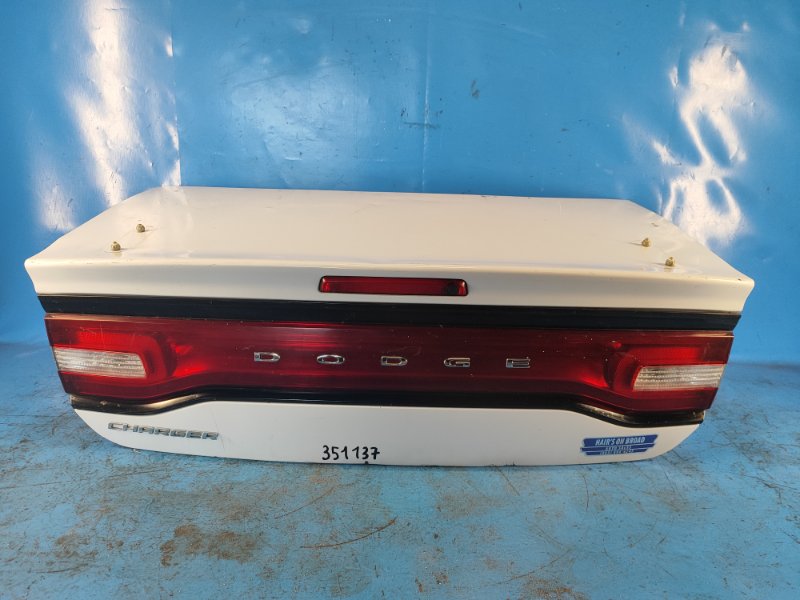 Крышка багажника DODGE CHARGER 11-15 68089362AA Б/У