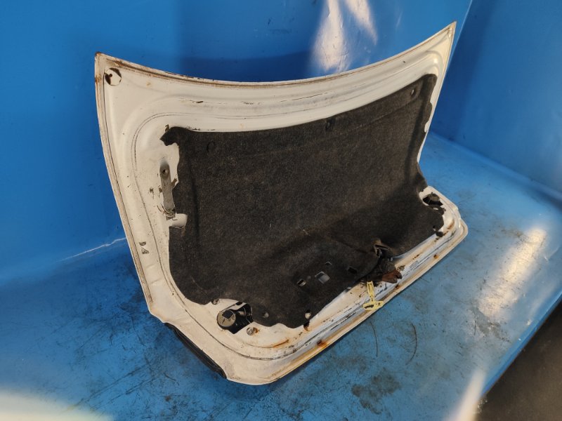 Крышка багажника CHARGER 11-15