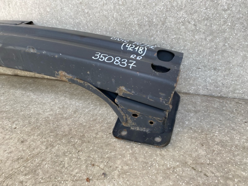 Усилитель заднего бампера HONDA CIVIC FC/FK 15- 2.0L 4