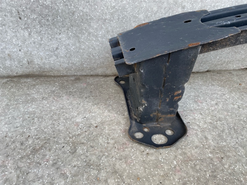 Усилитель переднего бампера SORENTO UM 14- 2015 2.4 G4KJ