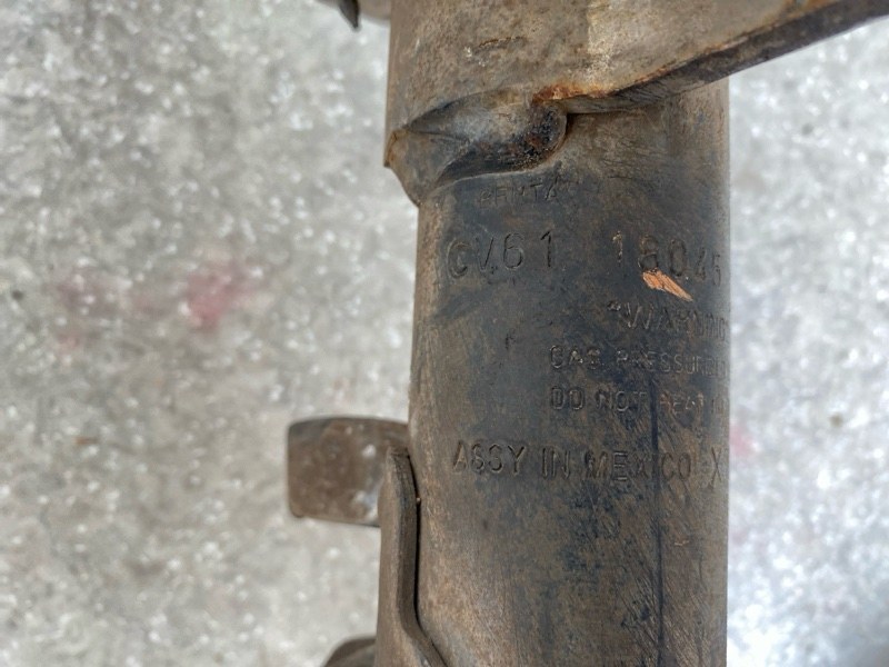 Амортизатор передний правый FOCUS 10-18 2016 C20HDTX 2.0L EcoBoost