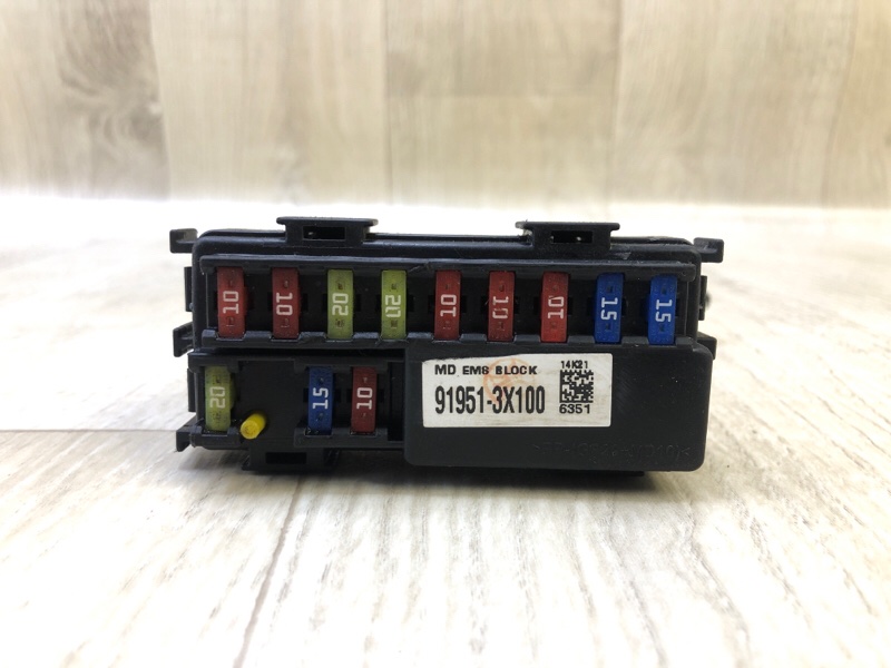 Блок предохранителей моторный отсек ELANTRA MD 10-15 2014 1.8 G4NB