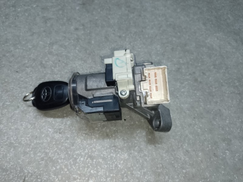 Замок зажигания TOYOTA CAMRY 55 14-17 2.5 2ARFE