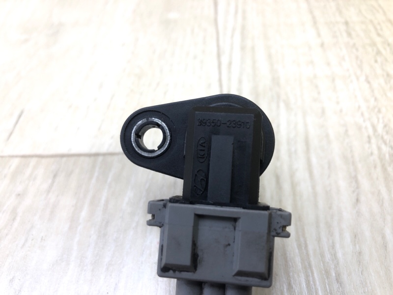 Датчик положения распредвала ELANTRA MD 10-15 2014 1.8 G4NB