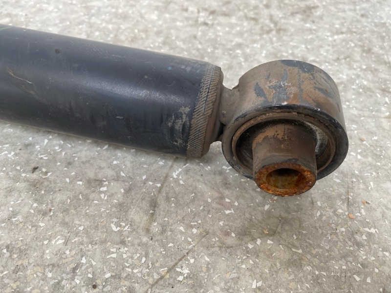 Амортизатор задний SORENTO UM 14- 2015 2.4 G4KJ