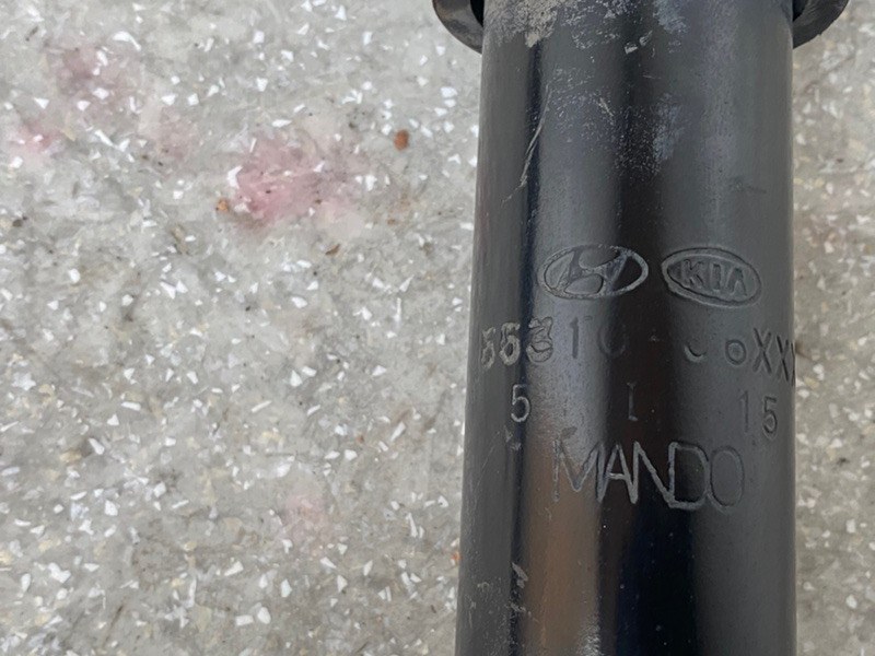 Амортизатор задний SORENTO UM 14- 2015 2.4 G4KJ