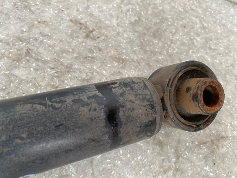 Амортизатор задний SORENTO UM 14- 2015 2.4 G4KJ