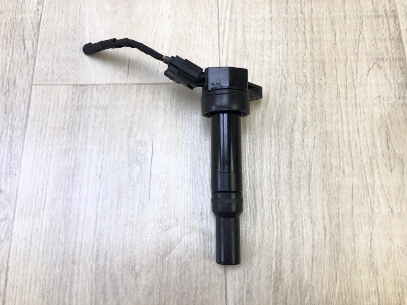 Катушка зажигания HYUNDAI ELANTRA MD 10-15 2014 1.8 G4NB 27300-2E000 Б/У