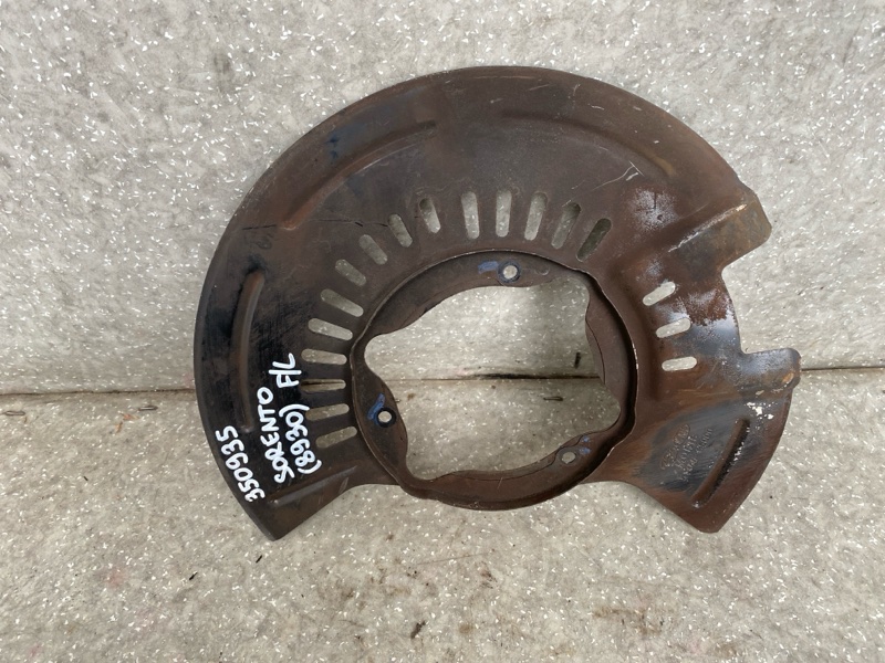 Защита тормозного диска передняя левая KIA SORENTO UM 14- 2015 2.4 G4KJ 51755-C5000 Б/У