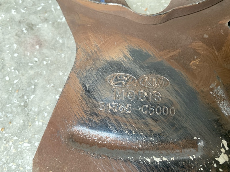 Защита тормозного диска передняя левая KIA SORENTO UM 14- 2.4 G4KJ