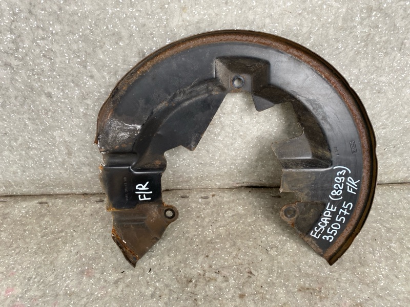 Защита тормозного диска передняя правая FORD ESCAPE 12-19 2014 T20HDTX CV6Z-2K004-C Б/У