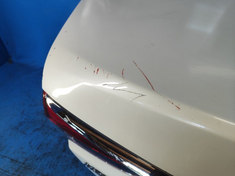 Крышка багажника 6 GJ 12-