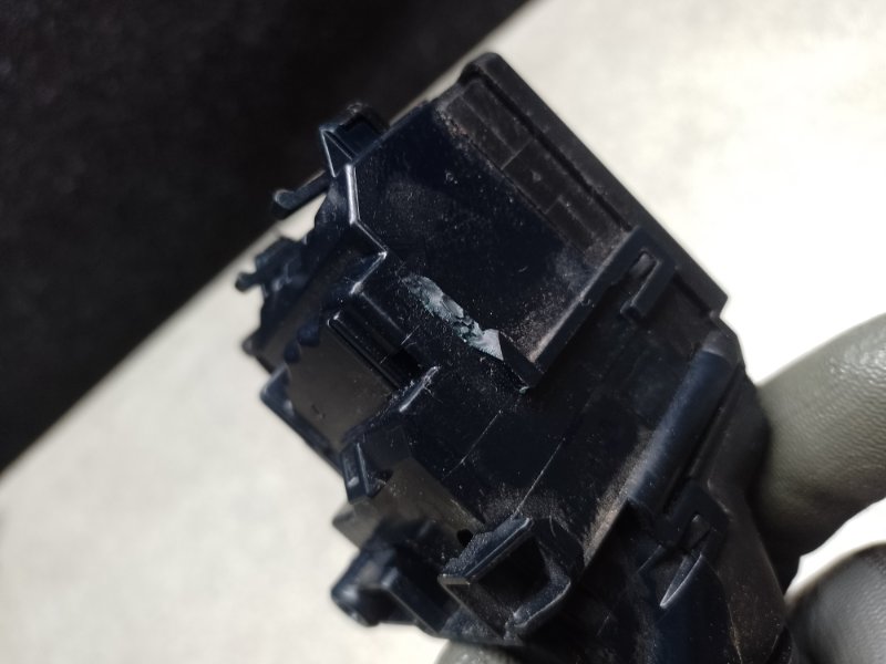 Подрулевой переключатель правый CAMRY 55 14-17 2014 2.5 2ARFE Подрулевой переключатель правый CAMRY 55 14-17 2014 2.5 2ARFE