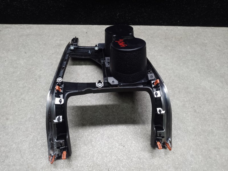 Консоль центральная передний TOYOTA CAMRY 55 14-17 2.5 2ARFE